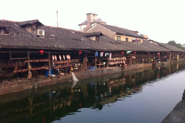 活了30年，才知道花生米里加2个鸡蛋这么好吃，营养解馋，流口水