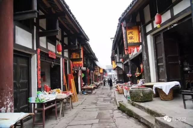 “感受到了喜庆、热闹和对新一年的美好期盼”